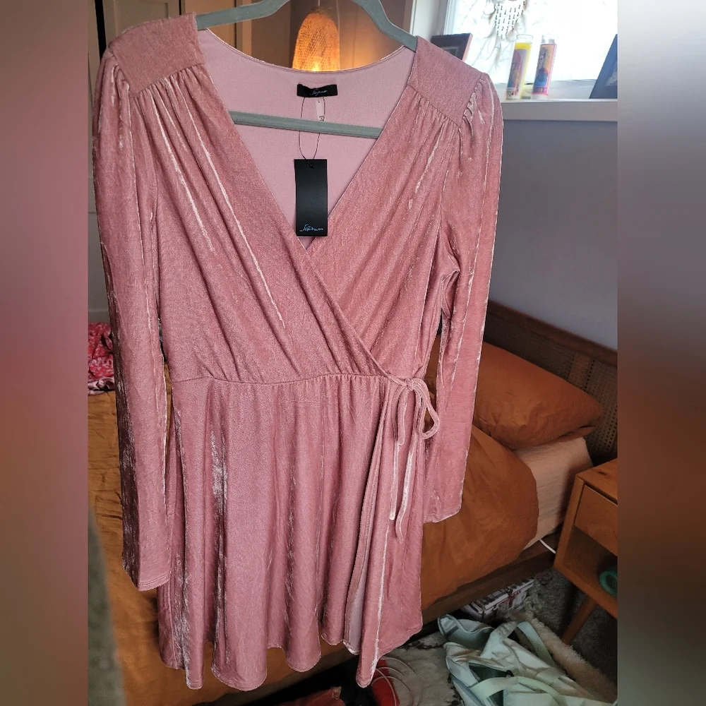 Pink Crushed Velvet Dress - Picture 2 of 4